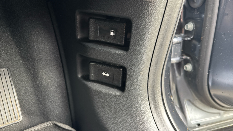 Honda HR-V 1.5 eHEV Elegance 5dr CVT Hybrid Hatchback